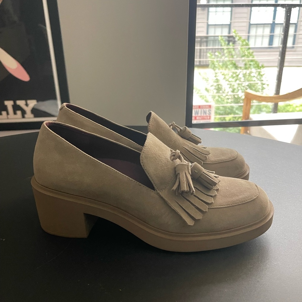AEROSOLES Taupe Suede Tassel Loafers